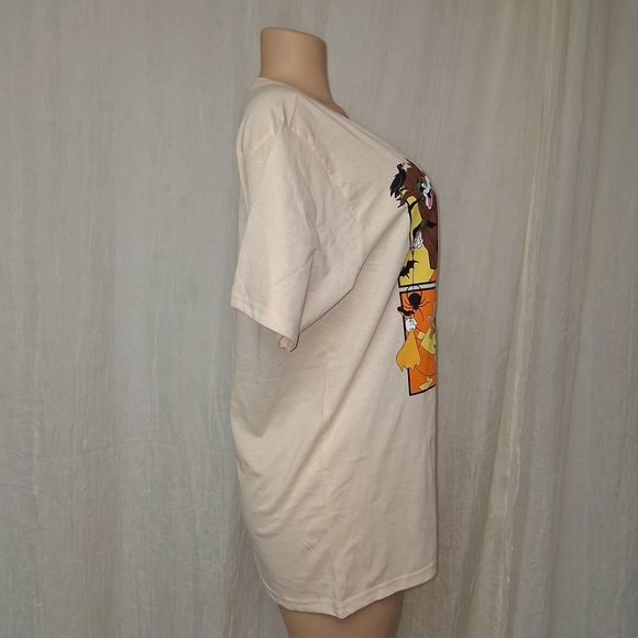 Disney New Women Size L Cream Logo T-Shirt Halloween - Picture 5 of 9